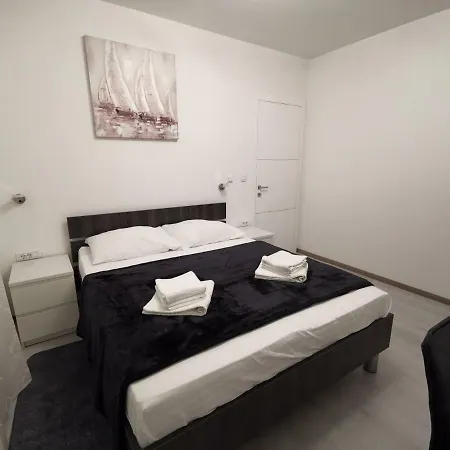 Apartment Solis 1
